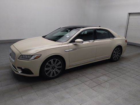 Used 2018 Lincoln Continental Reserve w/ Rear-seat Package FWD image 2