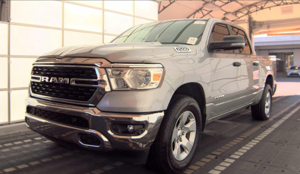Used 2023 RAM 1500 Big Horn AWD/4WD image 1