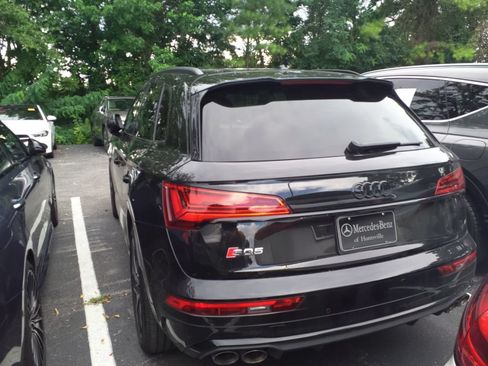 Used 2023 Audi SQ5 Premium Plus w/ Premium Plus Package AWD/4WD image 4