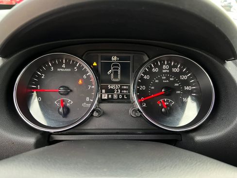 Used 2013 Nissan Rogue S w/ Special Edition Pkg AWD/4WD image 16