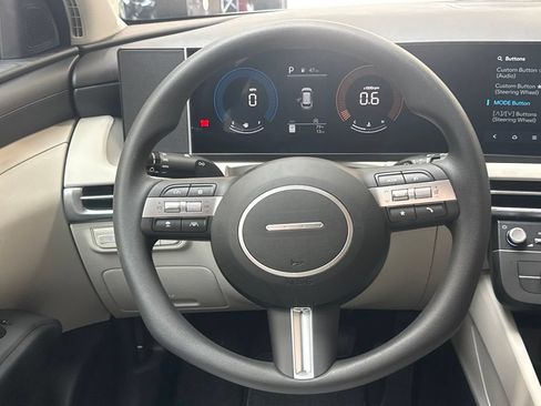 New 2026 Hyundai Tucson SE FWD image 18