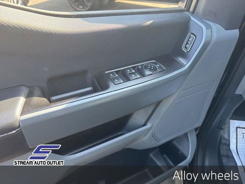 Used 2023 Ford F150 XLT w/ XTR Package image 23
