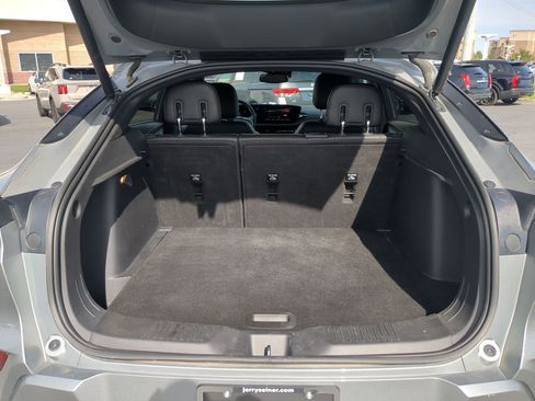 Used 2024 Buick Envista Avenir FWD image 32