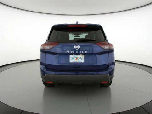 Used 2025 Nissan Rogue SV image 7