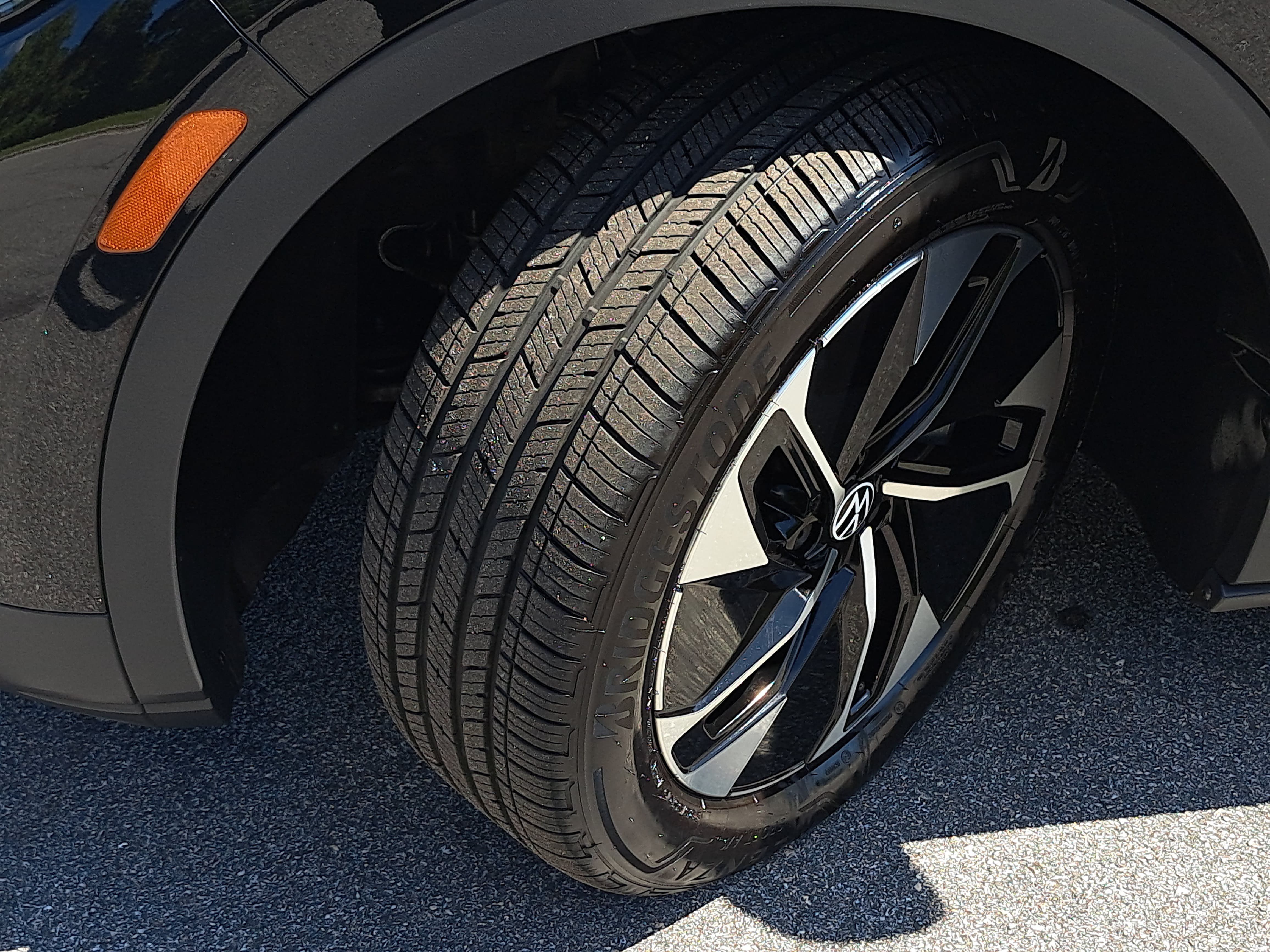 Used 2022 Volkswagen ID.4 Pro RWD image 32