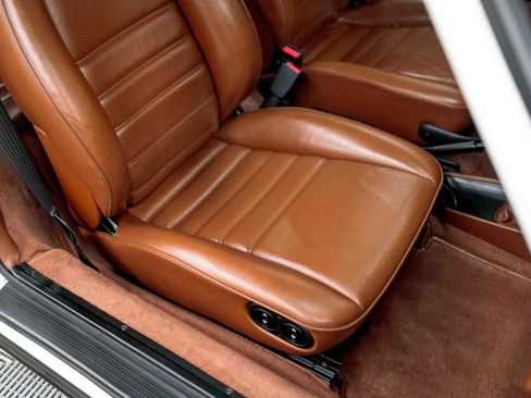 Used 1989 Porsche 911 Carrera RWD image 55