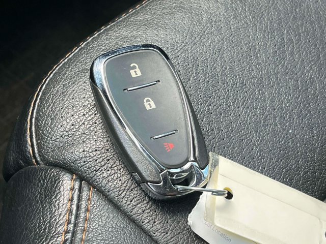 Used 2020 Chevrolet Traverse LS FWD image 39
