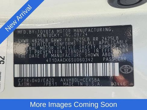 Used 2025 Toyota Camry SE FWD image 8