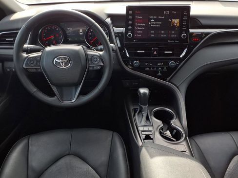 Used 2023 Toyota Camry XSE FWD image 13