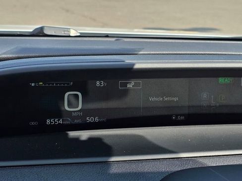 Used 2021 Toyota Prius Prime XLE image 28