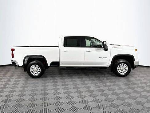 Used 2024 Chevrolet Silverado 2500 LT w/ Convenience Package AWD/4WD image 8