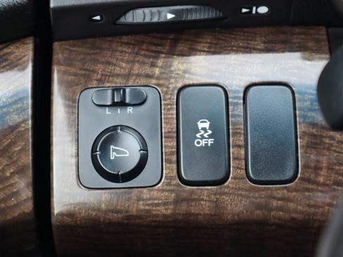 Used 2011 Acura MDX w/ Technology Package AWD/4WD image 32