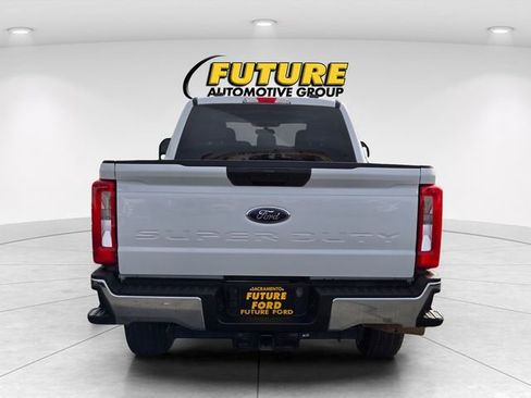 Certified 2024 Ford F250 XLT w/ FX4 Off-Road Package image 5