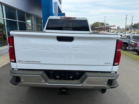 New 2026 Chevrolet Silverado 2500 LTZ w/ LTZ Convenience Package AWD/4WD image 5