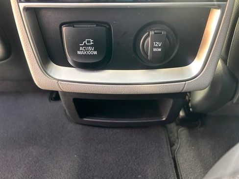 Used 2022 Kia Carnival SX Prestige FWD image 25