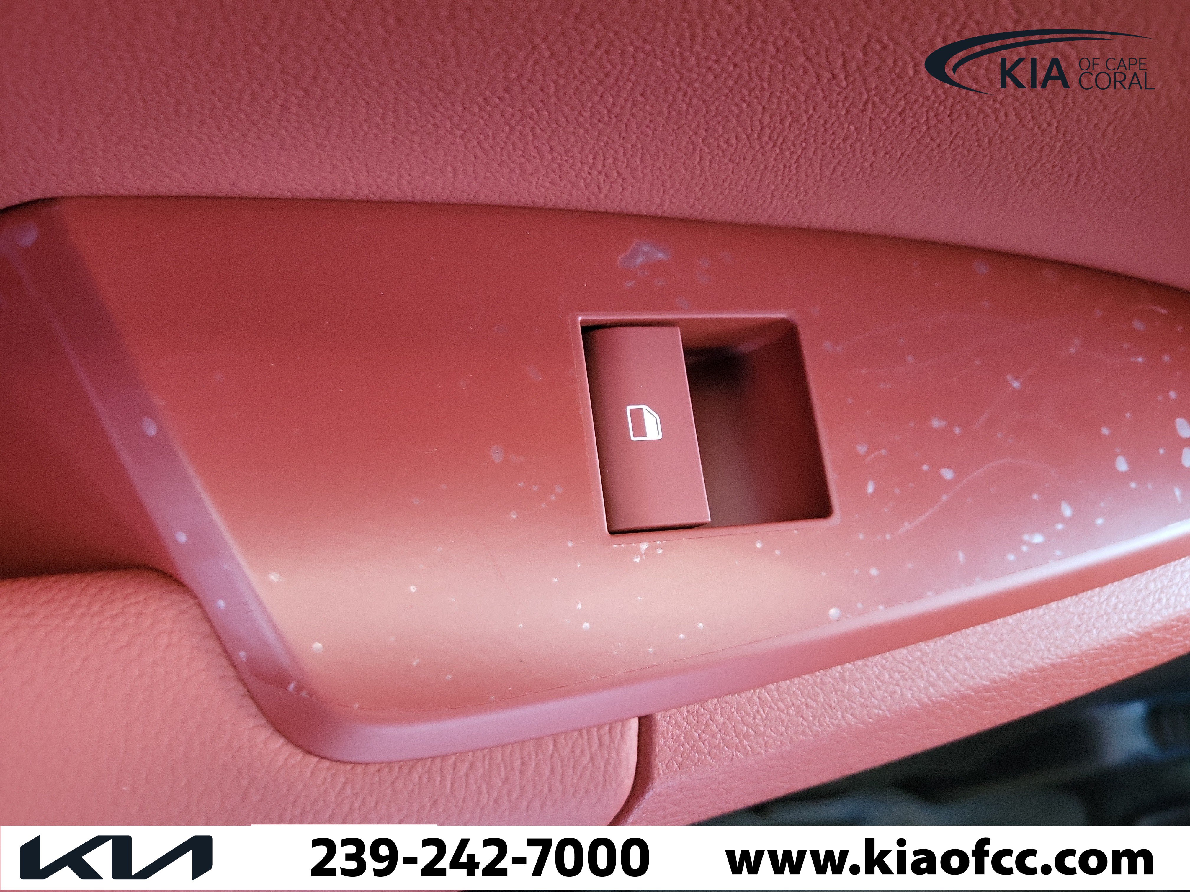 New 2026 Kia Sportage SX FWD image 14