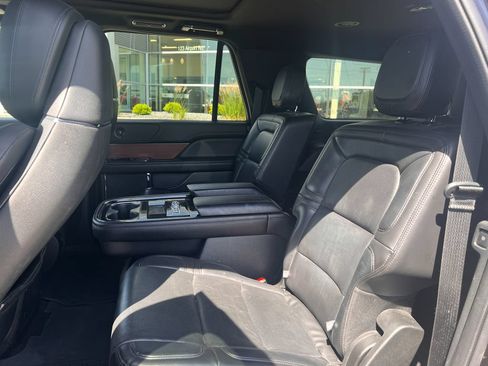 Used 2021 Lincoln Navigator L Reserve AWD/4WD image 13