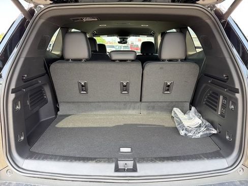 New 2026 Buick Enclave Preferred w/ Power Package FWD image 23