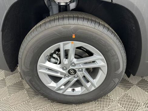 New 2026 Hyundai Tucson SE FWD image 17