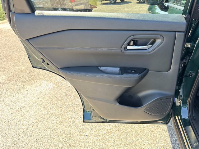 New 2026 Nissan Rogue Dark Armor AWD/4WD image 15