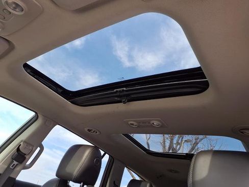 Used 2017 Buick Enclave Leather image 5