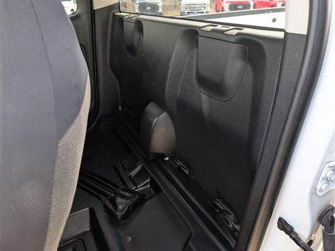 Used 2022 Chevrolet Colorado LT w/ Fleet Safety Package image 21