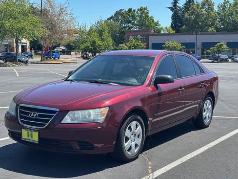 Used 2010 Hyundai Sonata GLS FWD image 1