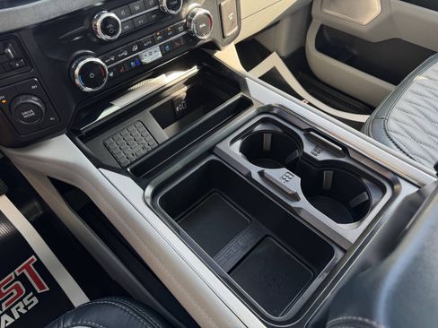 Used 2024 Ford F350 Limited w/ FX4 Off-Road Package AWD/4WD image 33