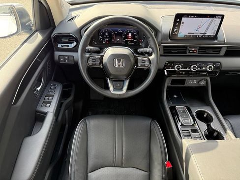 Used 2023 Honda Pilot Elite image 29