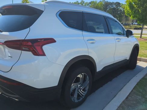Used 2023 Hyundai Santa Fe SEL w/ Cargo Package image 4