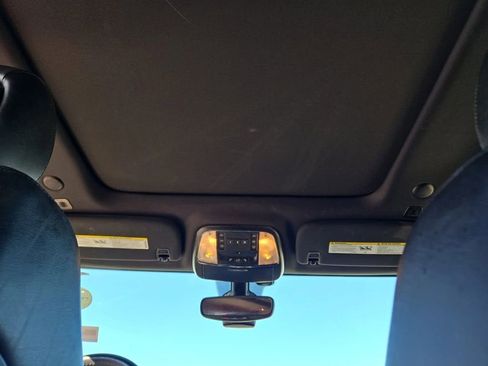 Used 2019 Jeep Grand Cherokee Limited w/ Luxury Group II image 7