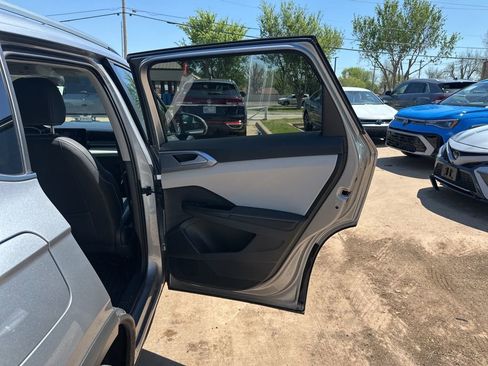 Used 2025 Volkswagen Taos SEL w/ Black Wheel Plus Package image 14