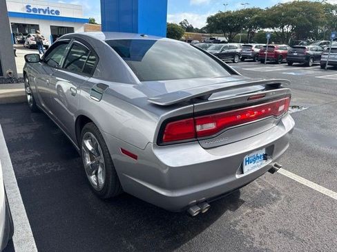 Used 2013 Dodge Charger SXT RWD image 6
