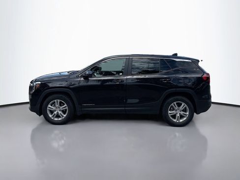 Used 2024 GMC Terrain SLE FWD image 4