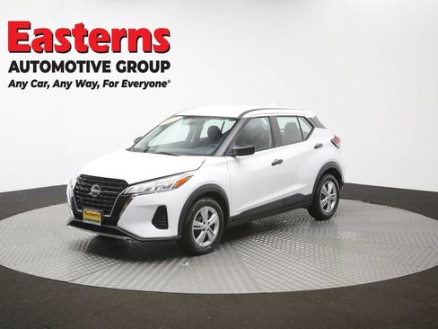Used 2023 Nissan Kicks S FWD image 58