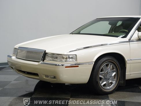 Used 2001 Cadillac Eldorado ESC w/ Comfort/Convenience Pkg image 18