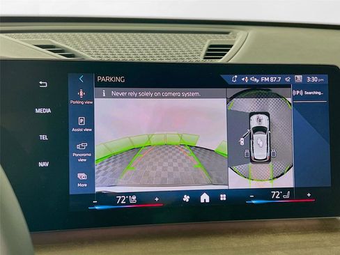 Certified 2025 BMW X1 xDrive28i w/ Technology Package image 12