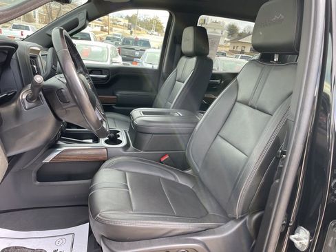 Used 2021 Chevrolet Silverado 1500 High Country w/ Technology Package image 3