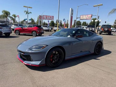 Certified 2024 Nissan Z NISMO w/ Floor Mat Package RWD image 3