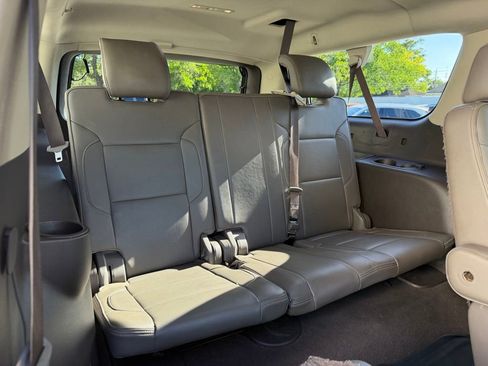 Used 2019 GMC Yukon XL Denali RWD image 26