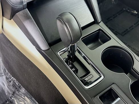 Used 2018 Subaru Outback 3.6R Limited image 17