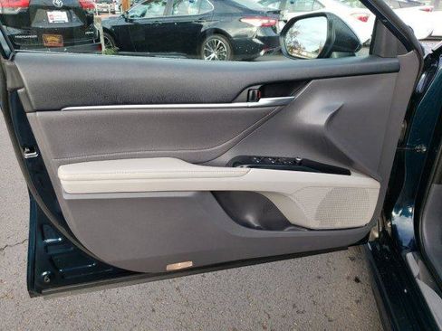 Certified 2018 Toyota Camry XSE FWD image 21