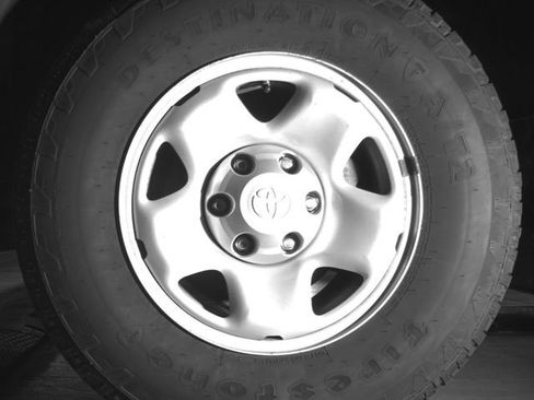 Used 2021 Toyota Tacoma SR AWD/4WD image 9