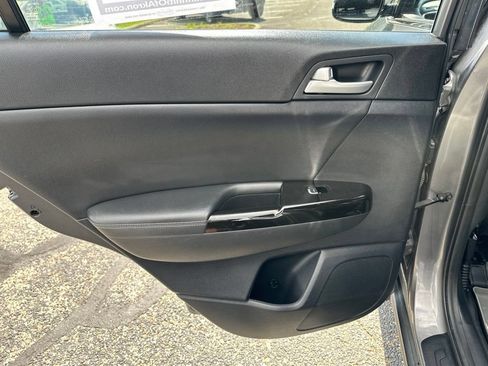 Used 2018 Kia Sportage EX w/ EX Premium Package AWD/4WD image 32