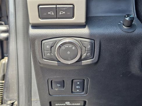 Used 2019 Ford F350 Lariat w/ Lariat Ultimate Package AWD/4WD image 20