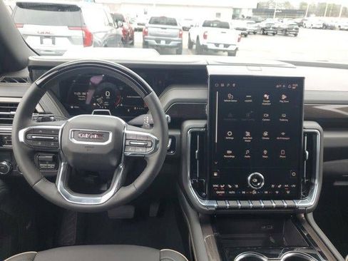 New 2026 GMC Yukon XL Elevation w/ Elevation Premium Package image 15