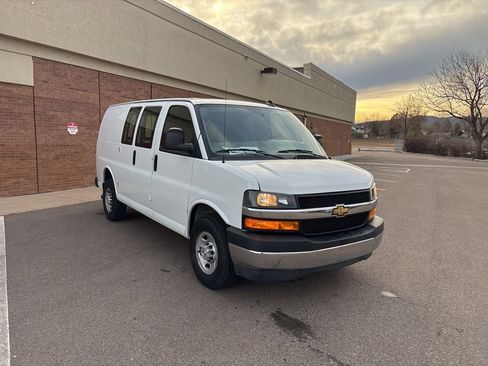 Used 2024 Chevrolet Express 2500 w/ Driver Convenience Package image 7