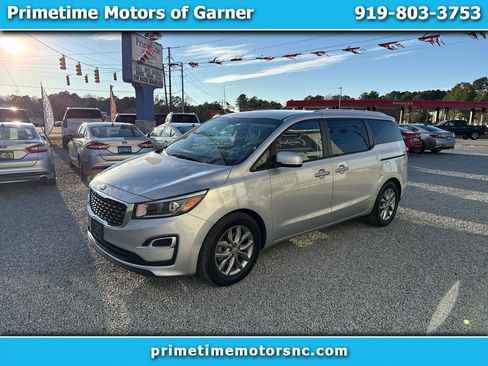 Used 2020 Kia Sedona EX image 1