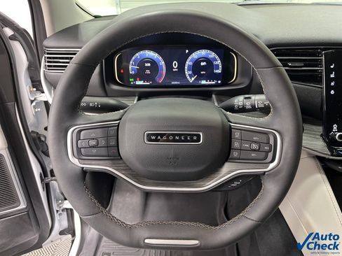 Used 2023 Jeep Wagoneer Series III w/ Convenience Group I image 16
