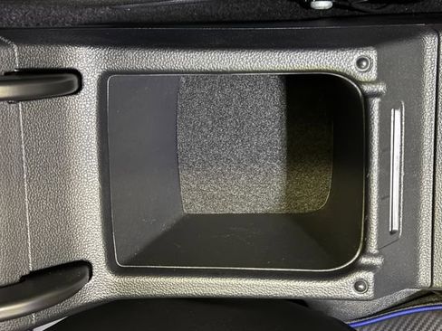Used 2024 Volkswagen Golf R AWD/4WD image 25